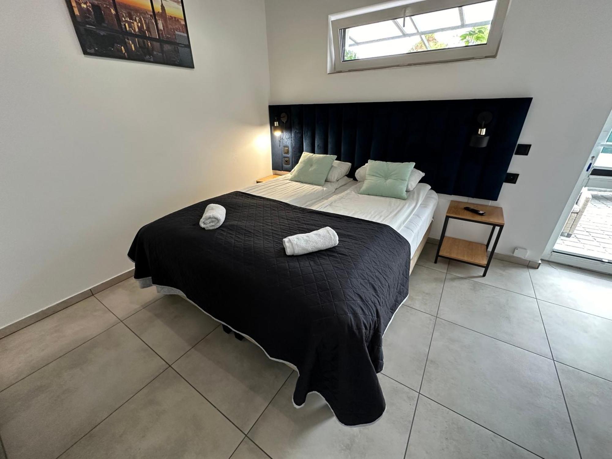 Za Murem Apartment *