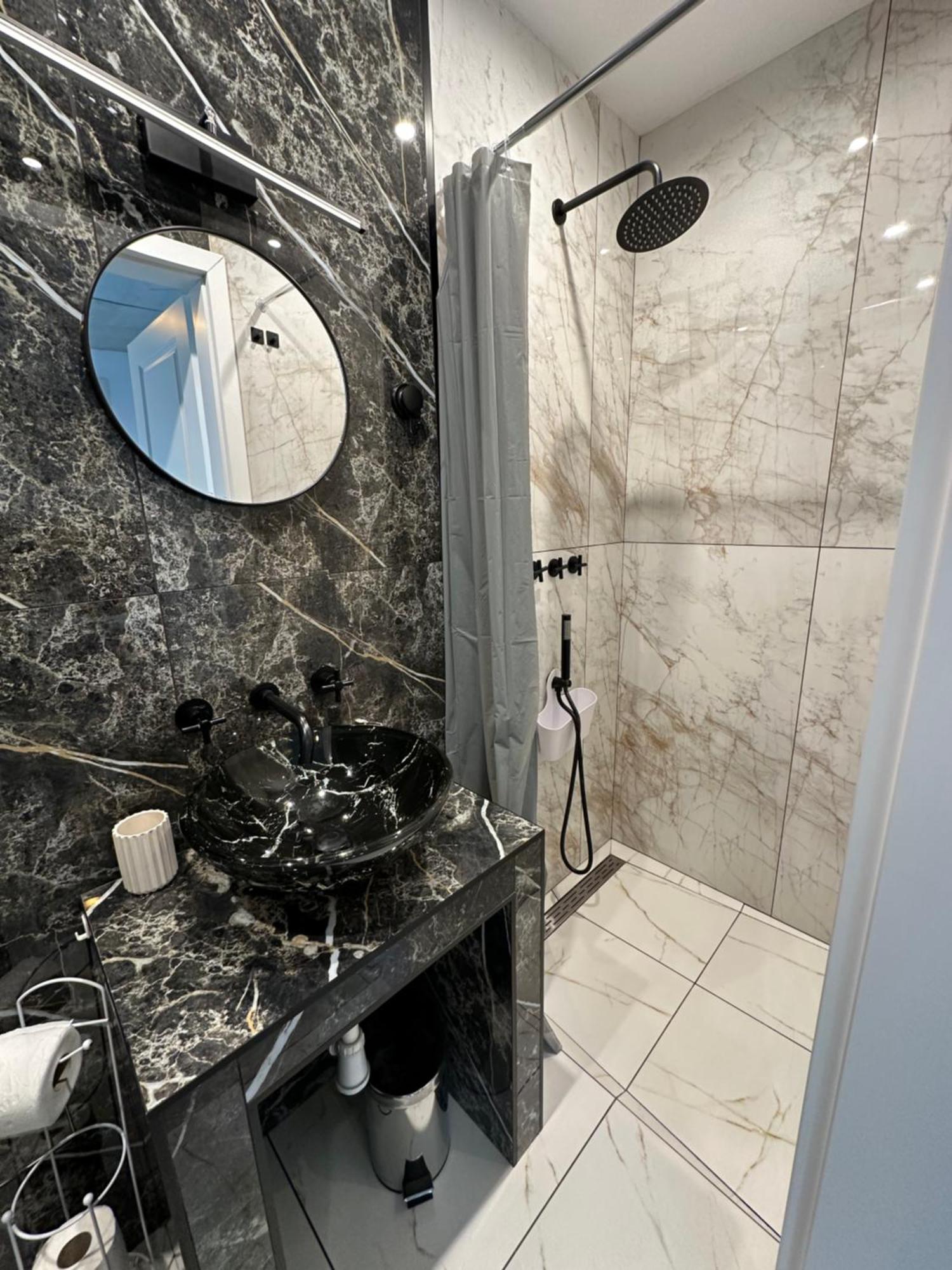 Apartment Za Murem